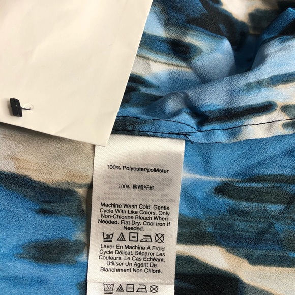 NWT DKNY size XL top - Picture 4 of 4